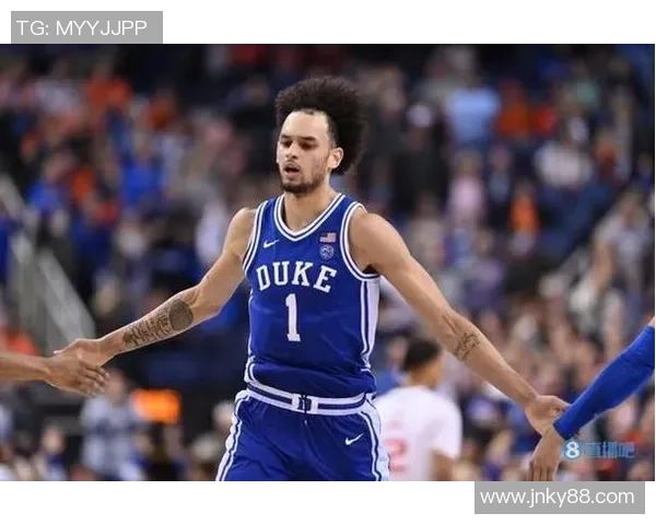 德雷克莱夫利二世：未来篮球之星的崛起与挑战